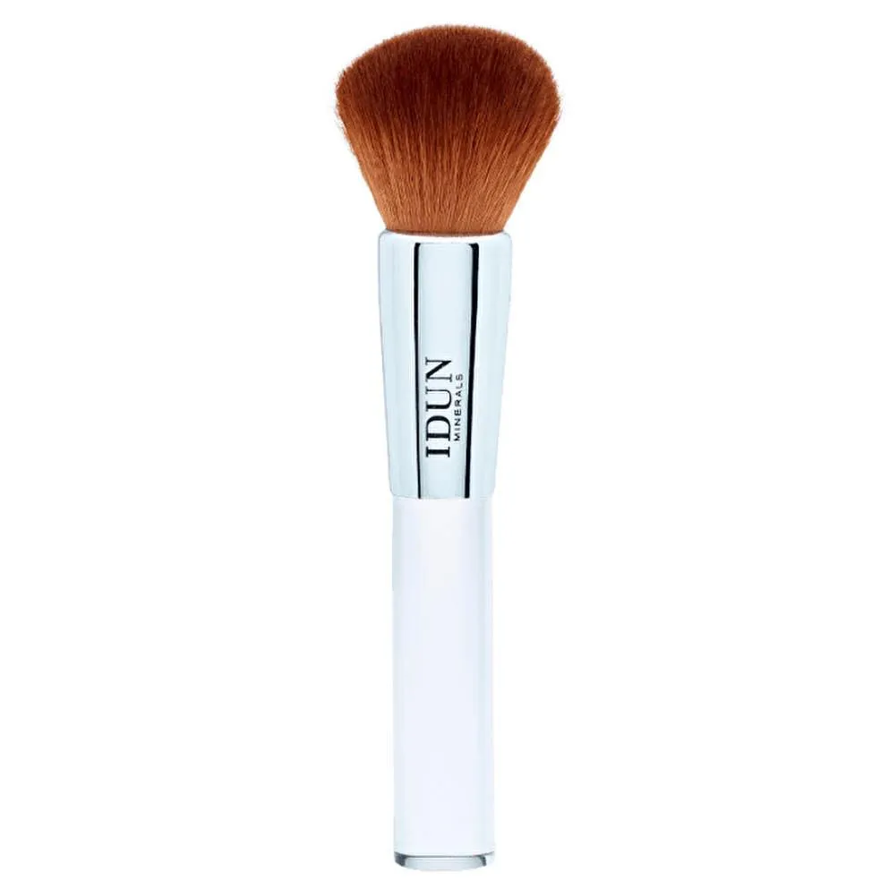 Kabuki Brush